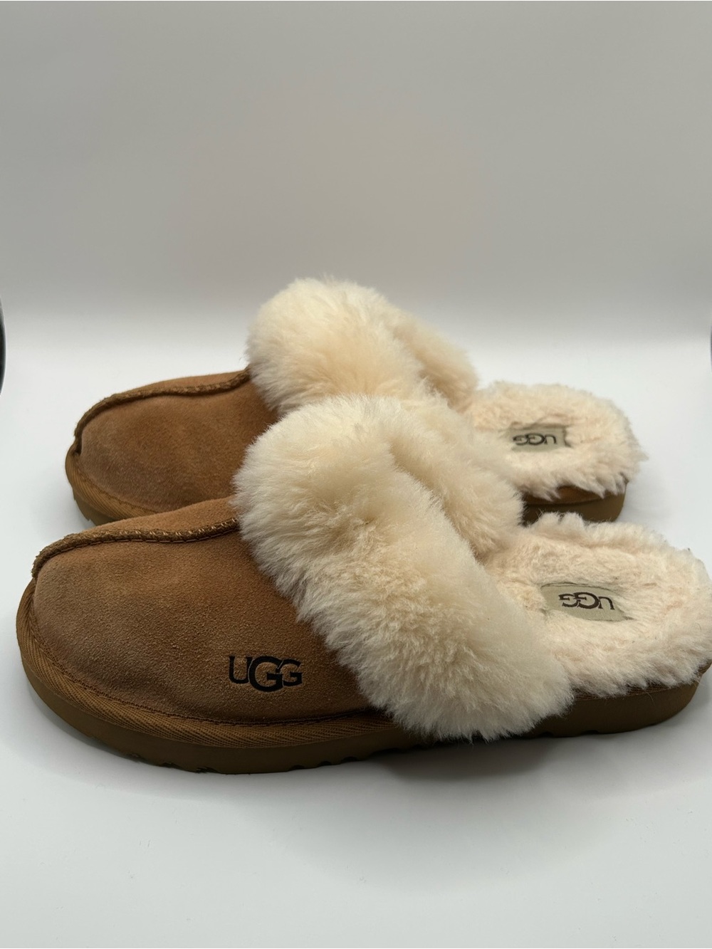 UGG Kids Chestnut Brown Sheepskin Slip-On Slippers - Picture 2 of 6